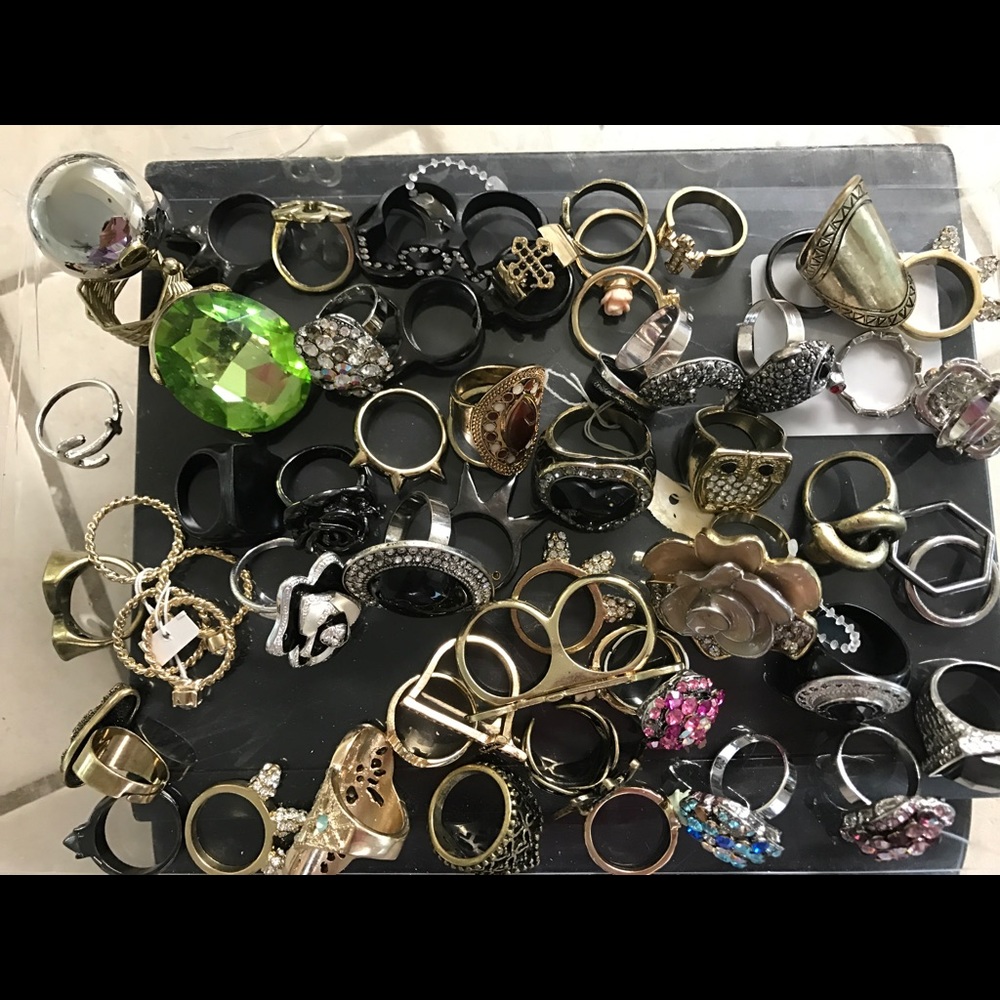 3/4 lb pound of rings random mixed Lot jewelry